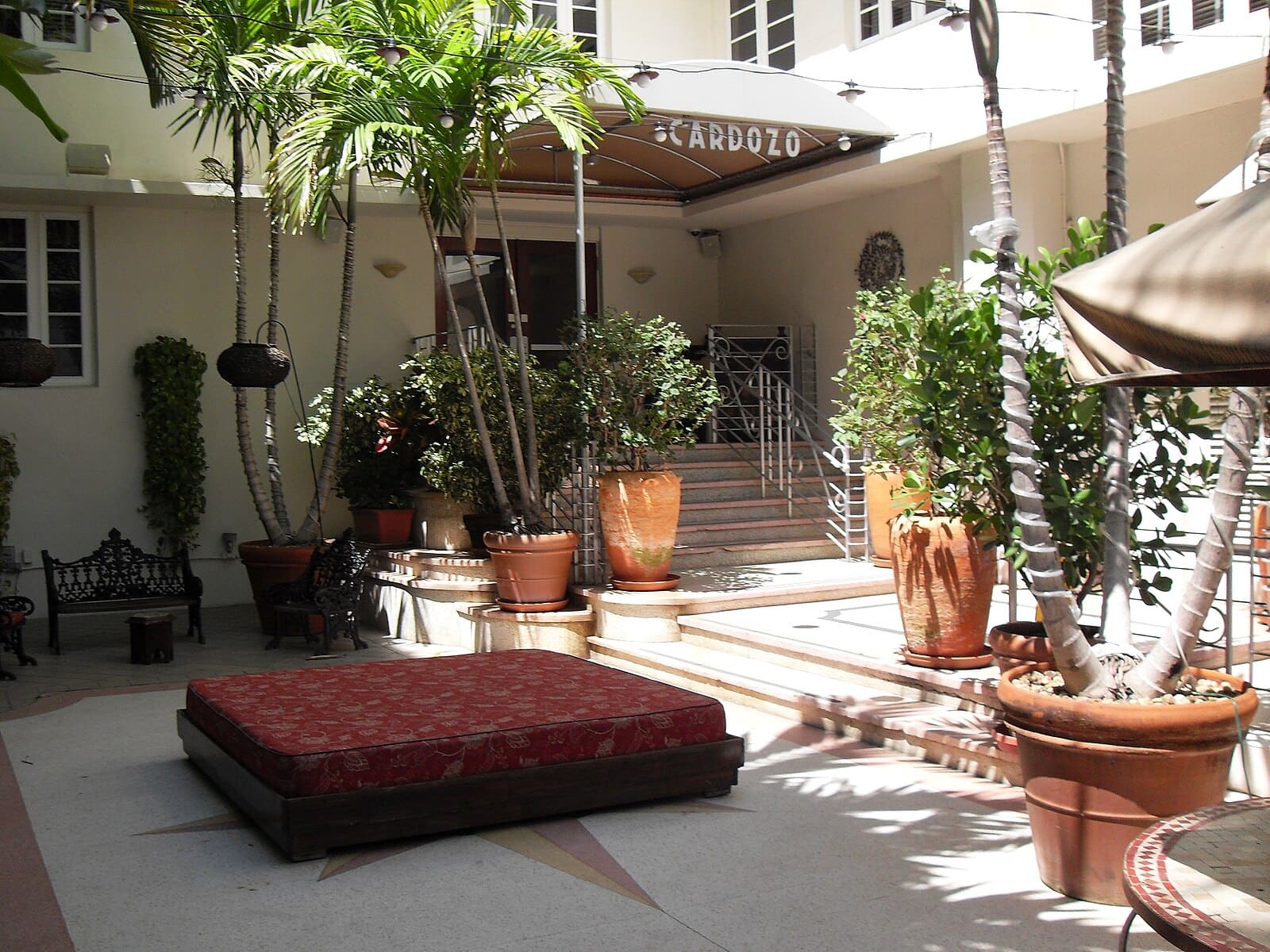 gloria estefan's hotel in miami