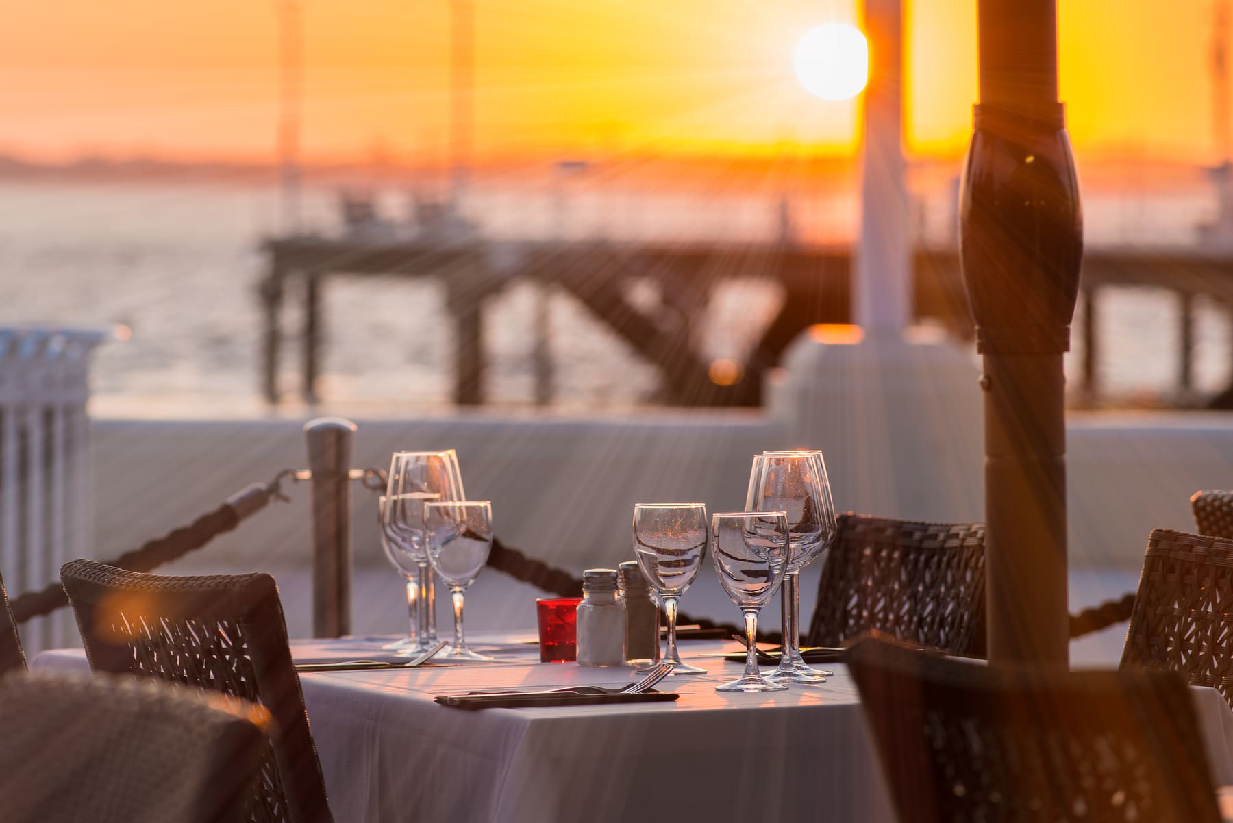 fort pierce restaurants on the water